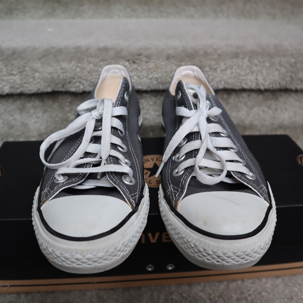Converse, Chuck Taylor All Star, Women’s Size 7, Grey, Used